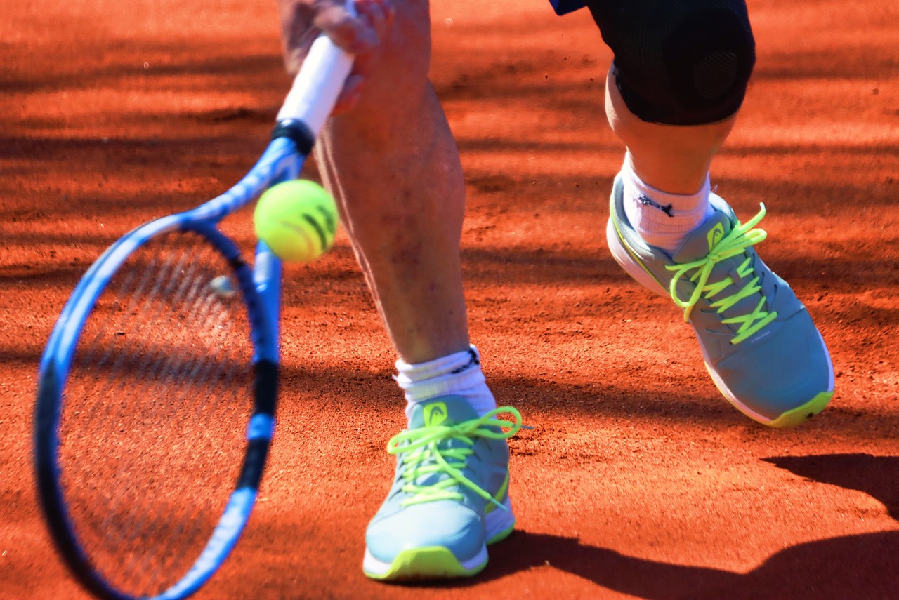 découvrez notre collection de chaussures de tennis alliant confort et performance. parfaites pour les joueurs de tous niveaux, nos tennis shoes vous garantissent adhérence et style sur le court. trouvez la paire idéale pour améliorer votre jeu!
