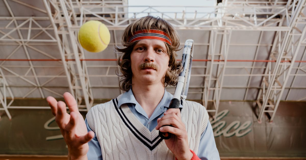 découvrez comment choisir la taille idéale de raquette de tennis selon votre âge, niveau et style de jeu. nos conseils pour optimiser vos performances et votre confort sur le court.