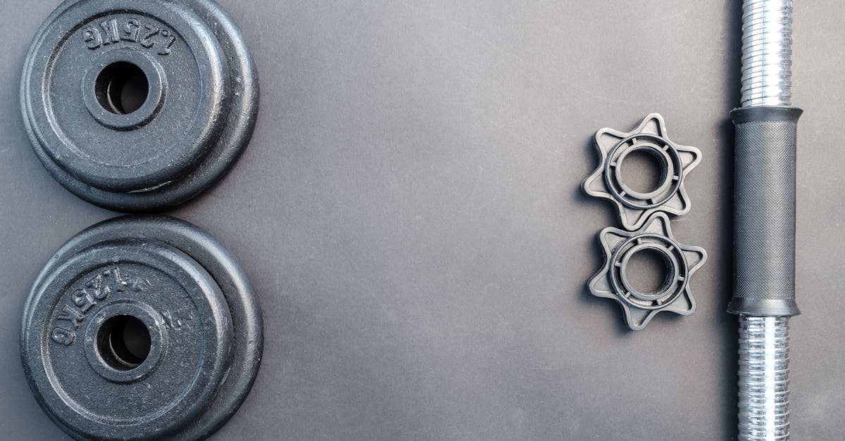 découvrez le poids idéal pour votre raquette afin d'améliorer votre performance et votre confort de jeu. conseils et astuces pour un équilibrage optimal.