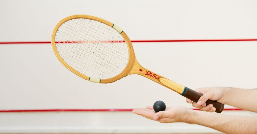 découvrez notre sélection de raquettes de qualité pour tous les niveaux, parfaites pour améliorer votre jeu et profiter pleinement de vos matchs.